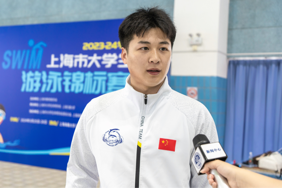 采访太阳城集团官方网站游泳队队长陆枕烋